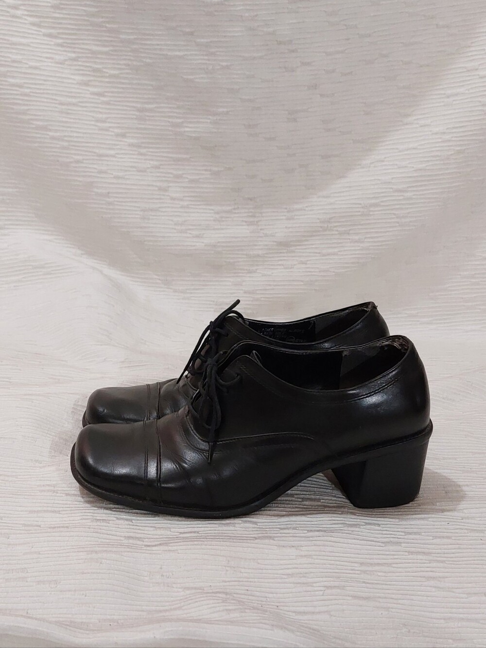 Vintage Enzo Angiolini Black Lace-Up Block Heel Women's Shoes Size 8.5 - Picture 3 of 13